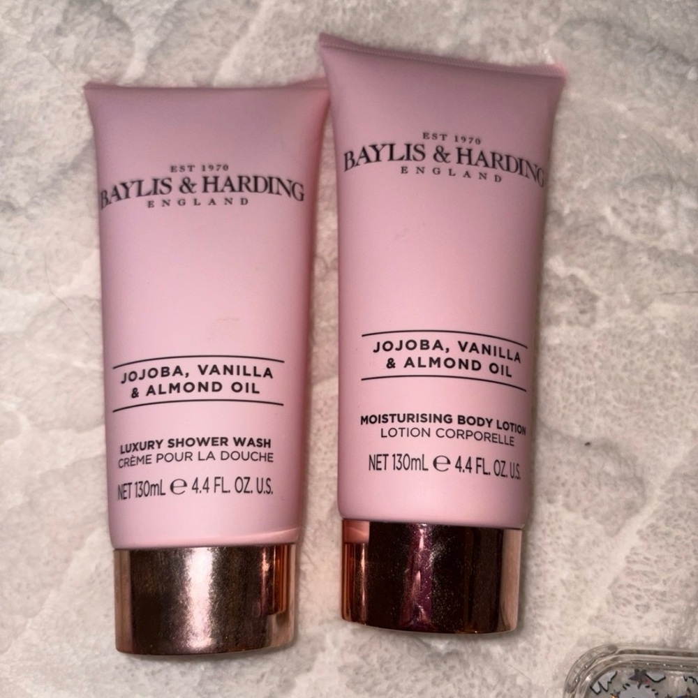 Baylis & Harding Jojoba, body lotion and body wash